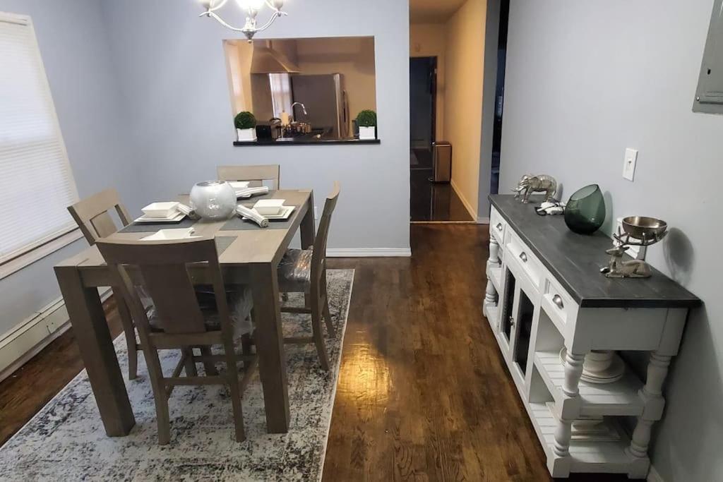 Quiet 3 Bedroom Apartment In Private Home New York Esterno foto