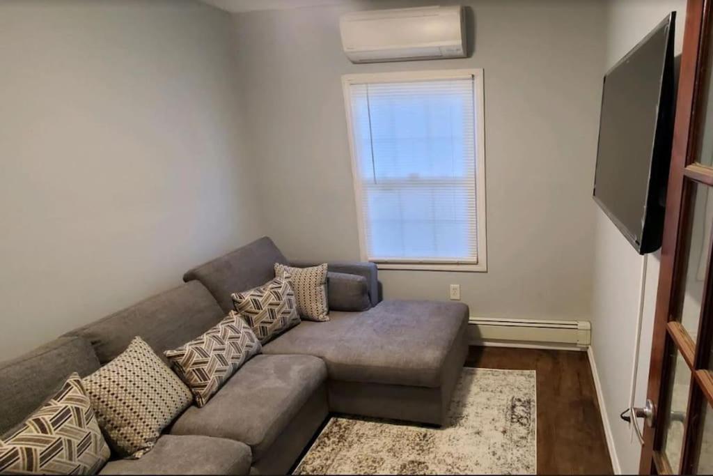 Quiet 3 Bedroom Apartment In Private Home New York Esterno foto